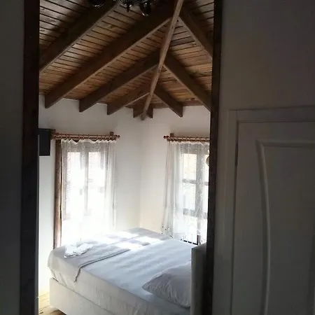 Hotel Cumbali *